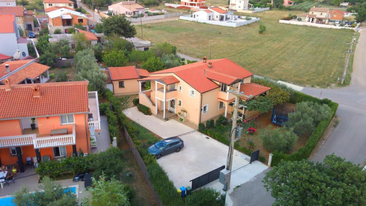 Comfortable Apartment Near Pula Marcana Luaran gambar