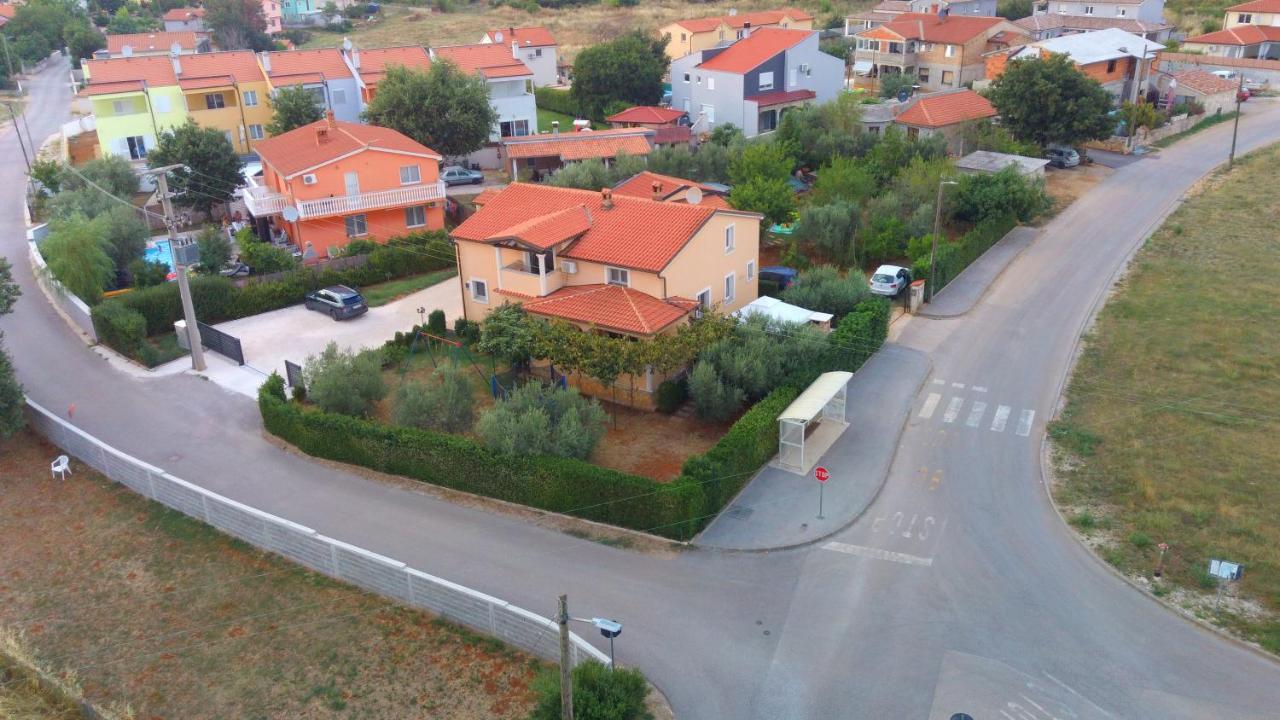 Comfortable Apartment Near Pula Marcana Luaran gambar